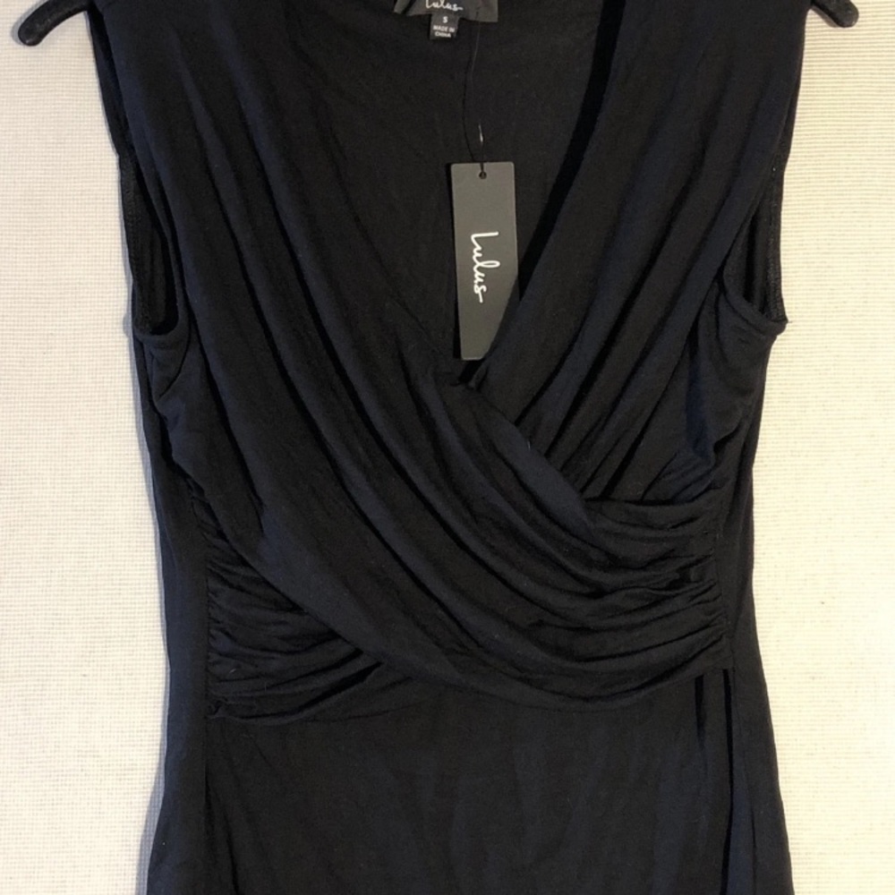 Womens Lulu's NWT Sm Black Draped Soft Stretchy Sleeveless Top Shoulder Pads